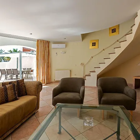 Casa Creus Holiday home